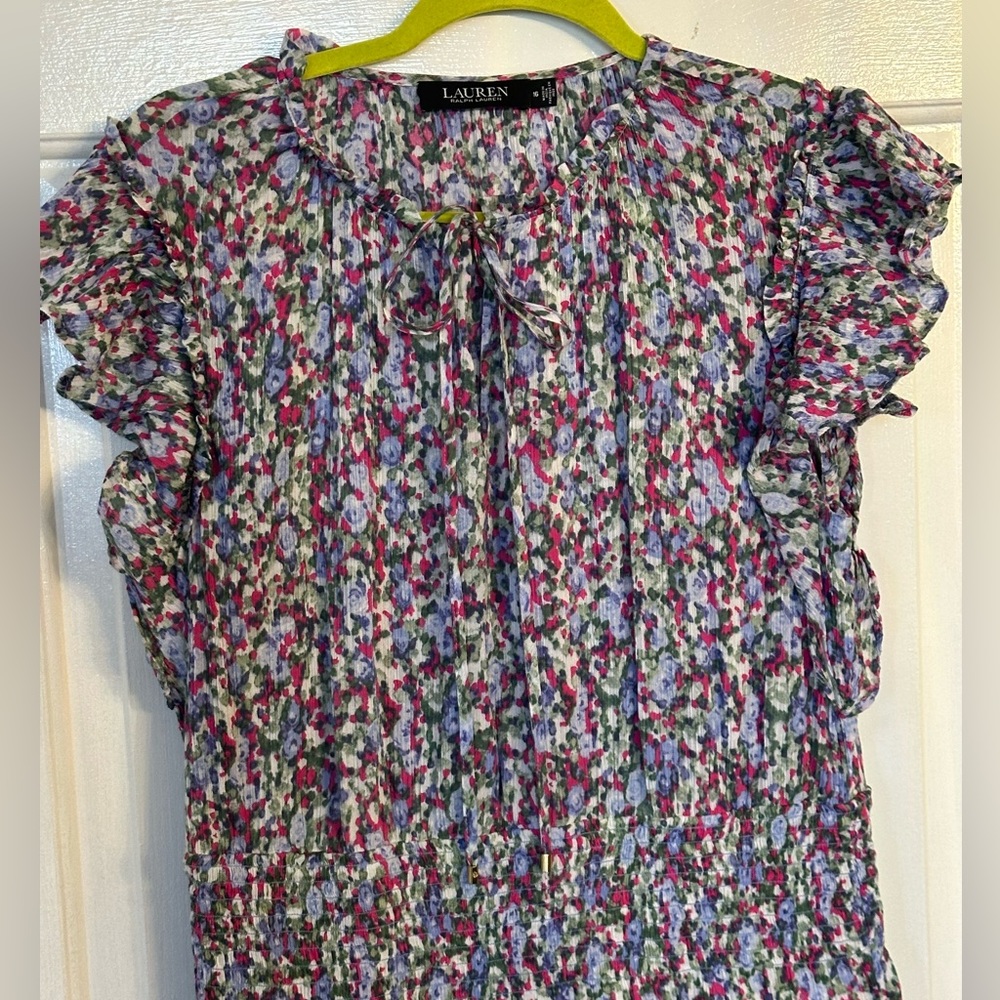 Size 16 women’s Ralph Lauren long, short sleeve flower dress. Worn maybe twice. - Picture 3 of 3